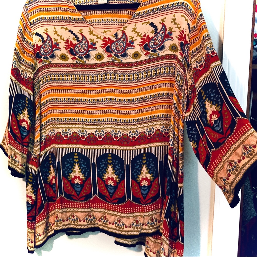 Printed Vneck Tunic